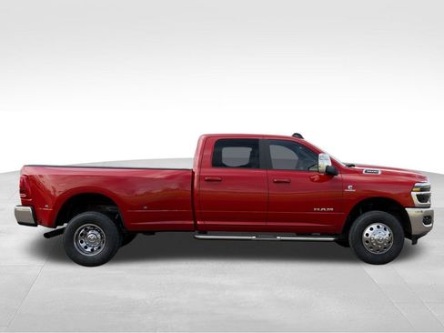 New 2026 RAM 3500 Laramie w/ Max Tow Package image 21