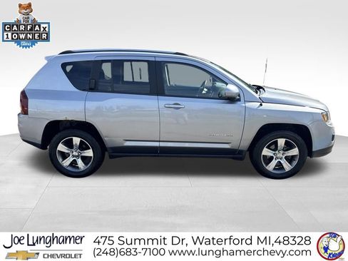 Used 2017 Jeep Compass High Altitude AWD/4WD image 2