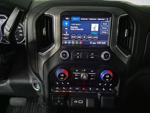 Used 2020 GMC Sierra 1500 Denali w/ Denali Ultimate Package AWD/4WD image 21