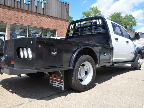 Used 2024 RAM 4500 SLT w/ Quick Order Package 2YG SLT AWD/4WD image 4