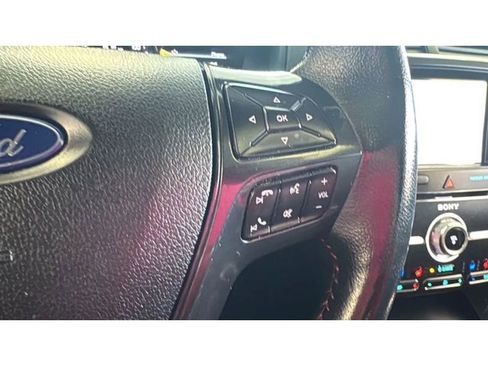 Used 2018 Ford Explorer Sport w/ Equipment Group 401A image 17