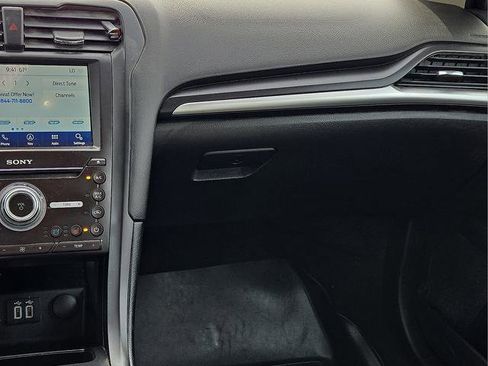 Used 2020 Ford Fusion Titanium image 16