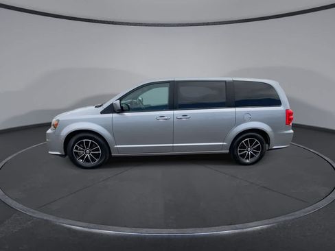 Used 2019 Dodge Grand Caravan GT FWD image 5