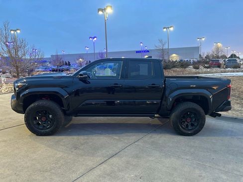 Used 2025 Toyota Tacoma TRD Pro image 4