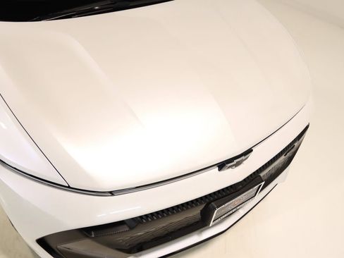 Used 2025 Chevrolet Equinox EV RS FWD image 32