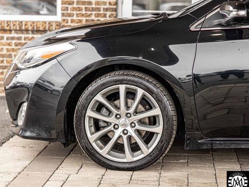 Used 2014 Toyota Avalon XLE Touring image 8