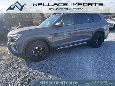 New 2026 Volkswagen Atlas Peak Edition AWD/4WD image 3