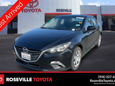 Used 2016 MAZDA MAZDA3 i Sport FWD image 1