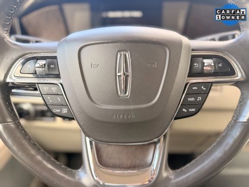 Used 2020 Lincoln Navigator L Reserve w/ Luxury Package image 25