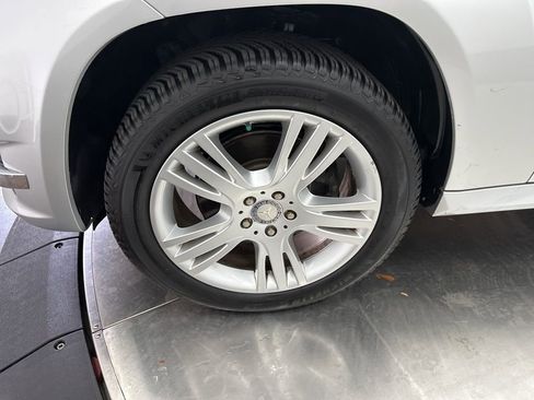 Used 2015 Mercedes-Benz GLK 350 2WD image 30