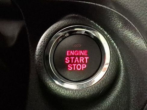 Used 2024 Subaru Ascent Onyx Edition image 23