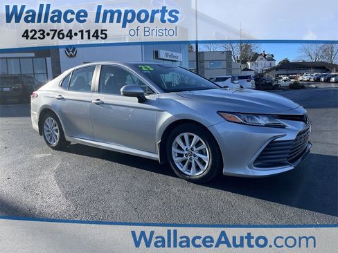 Used 2023 Toyota Camry LE image 1