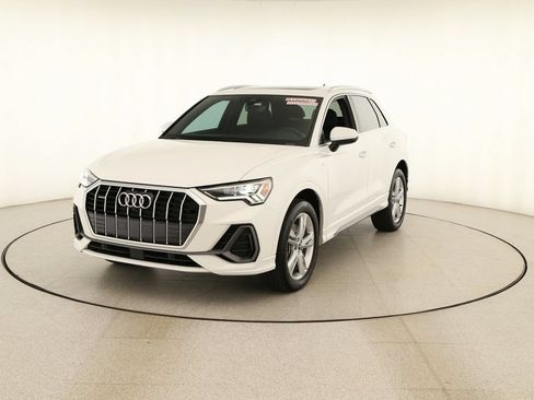Certified 2023 Audi Q3 2.0T Premium Plus w/ Premium Plus Package AWD/4WD image 12