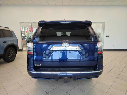 Used 2021 Toyota 4Runner Limited AWD/4WD image 4