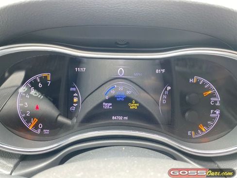 Used 2018 Jeep Grand Cherokee Altitude AWD/4WD image 20