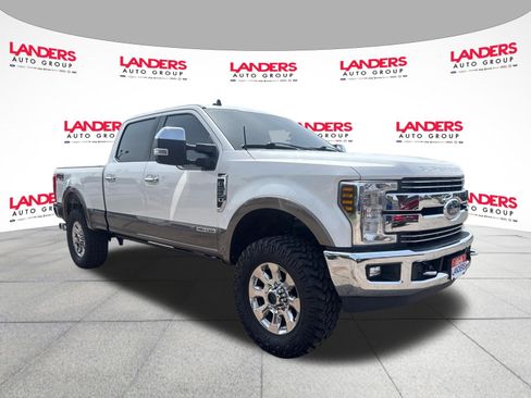 Used 2019 Ford F250 Lariat w/ Chrome Package AWD/4WD image 1