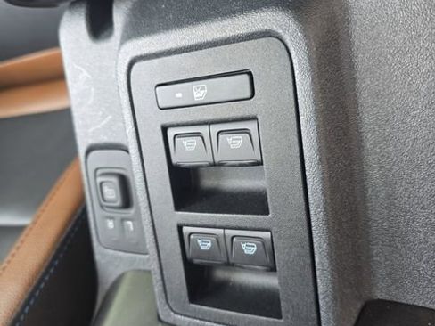 Certified 2022 Ford Bronco Outer Banks w/ Sasquatch Package AWD/4WD image 9