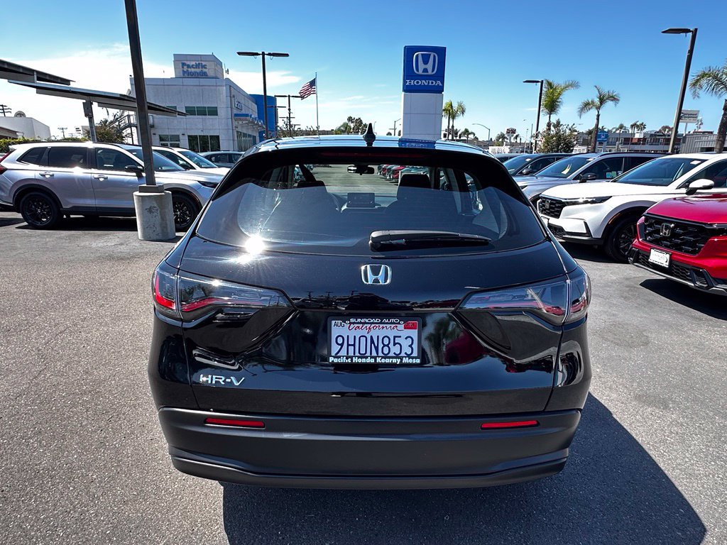 Used 2024 Honda HR-V LX image 7