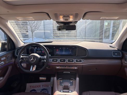 Used 2025 Mercedes-Benz GLS 450 GLS 450 image 8