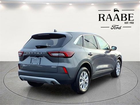 Used 2023 Ford Escape Active image 9