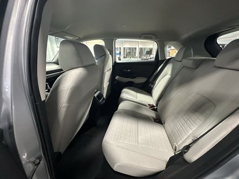 Used 2025 Honda HR-V LX image 21