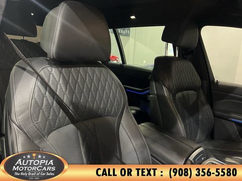 Used 2021 BMW X7 M50i AWD/4WD image 12