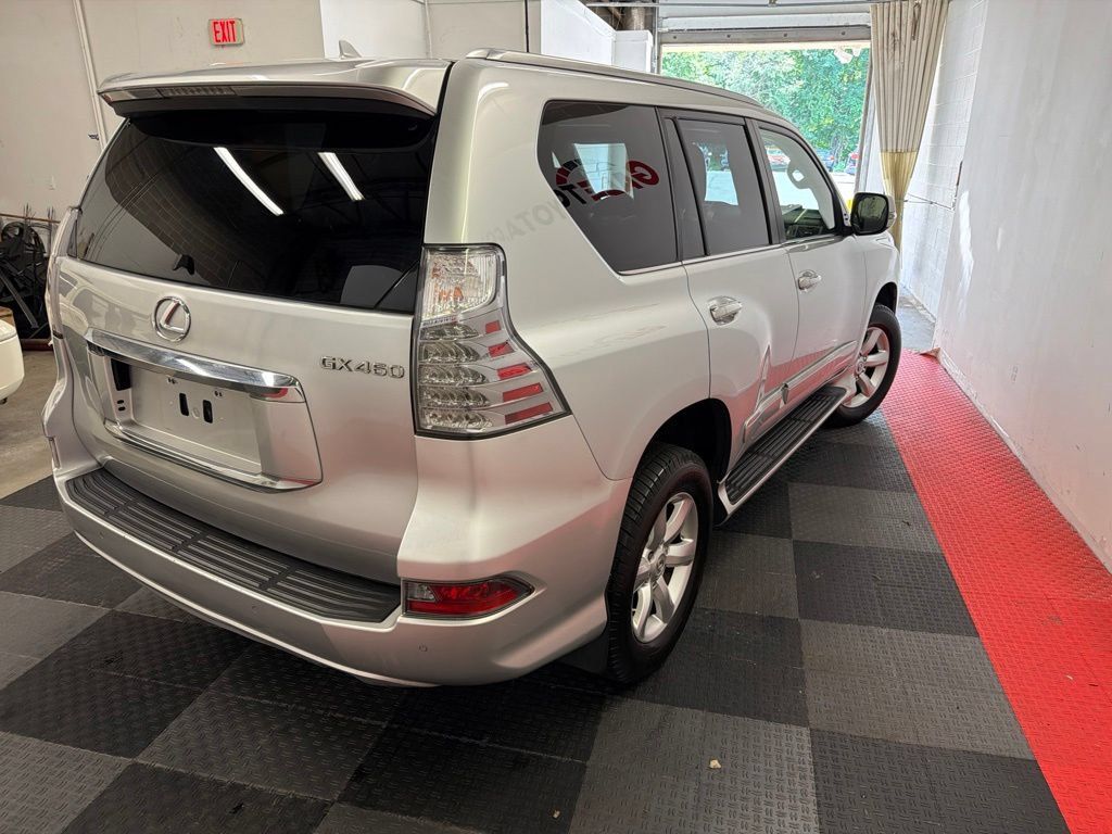 Used 2015 Lexus GX 460 w/ Comfort Package AWD/4WD image 11