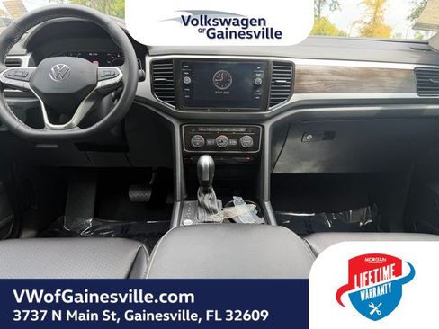 Used 2022 Volkswagen Atlas SE FWD image 15