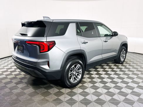 Used 2025 GMC Terrain Elevation AWD/4WD image 9
