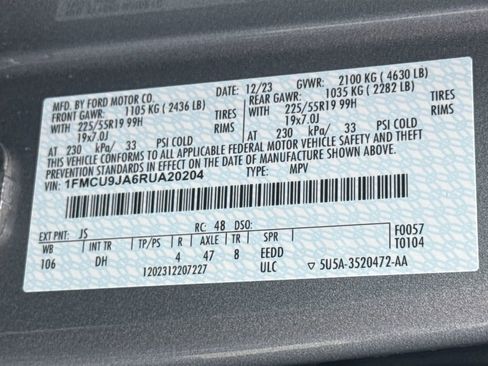 Used 2024 Ford Escape Platinum w/ Premium Technology Package image 31