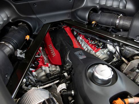 Certified 2021 Ferrari SF90 Stradale AWD/4WD image 29