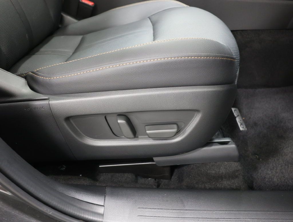 Used 2024 MAZDA CX-90 Plug-In Hybrid w/ Premium Pkg AWD/4WD image 22