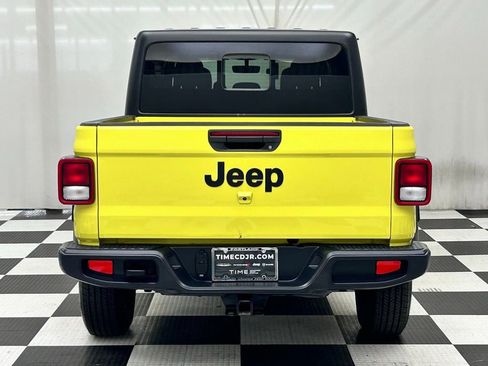Certified 2023 Jeep Gladiator Sport image 6