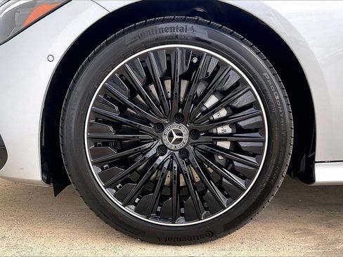 New 2026 Mercedes-Benz CLE 300 4MATIC Cabriolet image 11