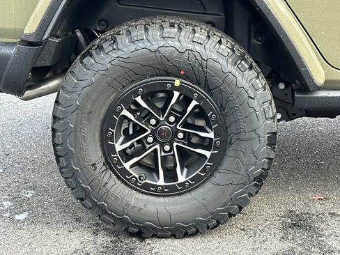 New 2026 Jeep Wrangler Unlimited Rubicon image 17