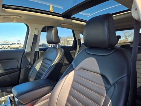 Certified 2024 Ford Edge SEL w/ Convenience Package image 28