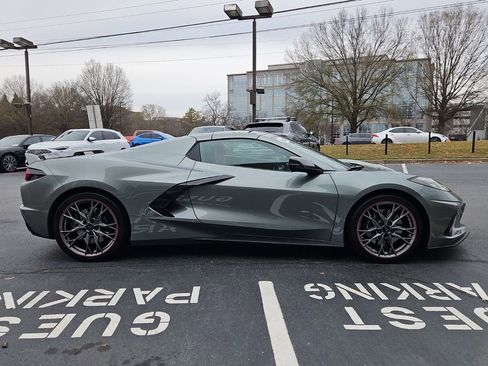 Used 2024 Chevrolet Corvette Stingray Convertible w/ Z51 Performance Package image 29