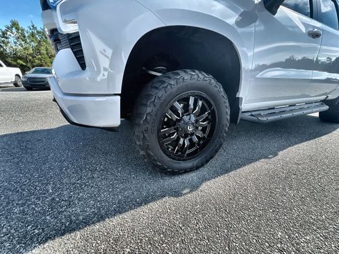 Used 2024 Chevrolet Silverado 1500 RST w/ Z71 Off-Road Package image 31