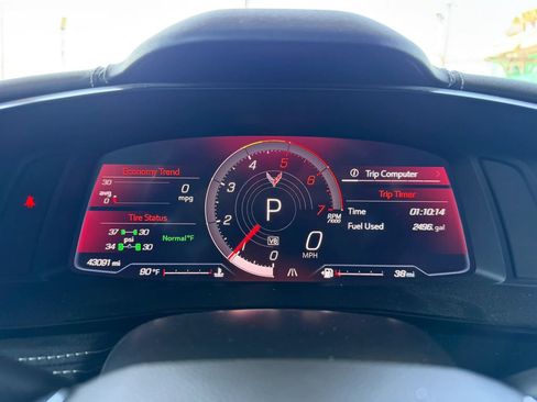 Used 2022 Chevrolet Corvette Stingray Coupe w/ 1LT RWD image 22