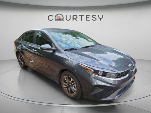Certified 2024 Kia Forte LXS w/ LXS Technology Package FWD image 23