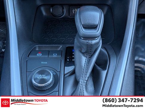 Certified 2025 Toyota RAV4 XLE image 27