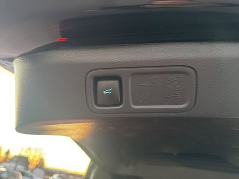 Used 2024 Ford Expedition Max Limited image 14