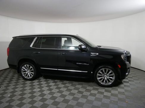 Used 2022 GMC Yukon Denali image 2