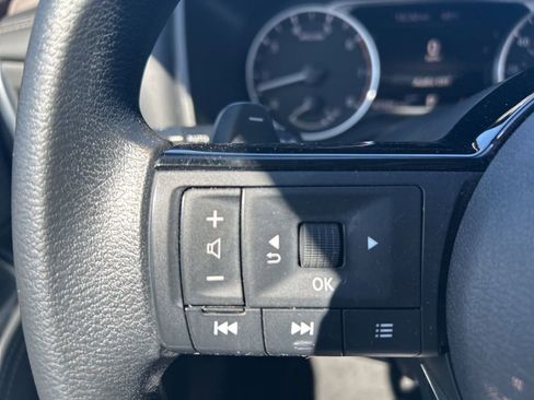 Certified 2023 Nissan Rogue SV AWD/4WD image 17