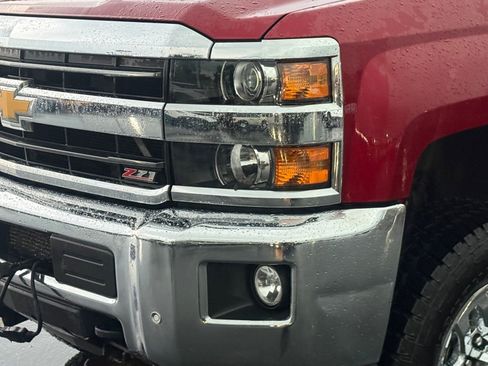Used 2019 Chevrolet Silverado 2500 LTZ w/ Duramax Plus Package AWD/4WD image 10
