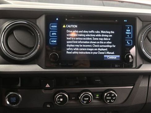 Used 2016 Toyota Tacoma TRD Sport w/ Towing Package RWD image 10