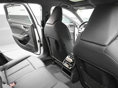 New 2026 Audi A6 Premium Plus AWD/4WD image 15