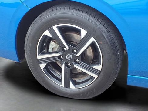 Used 2024 Nissan Sentra SV image 16