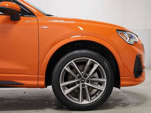 Certified 2025 Audi Q3 2.0T Premium w/ Black Optic Sport Package image 11