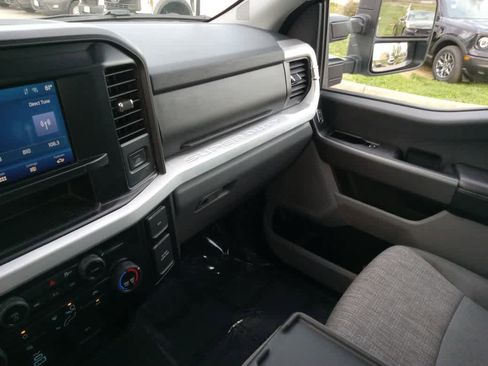 Used 2025 Ford F250 XLT AWD/4WD image 25